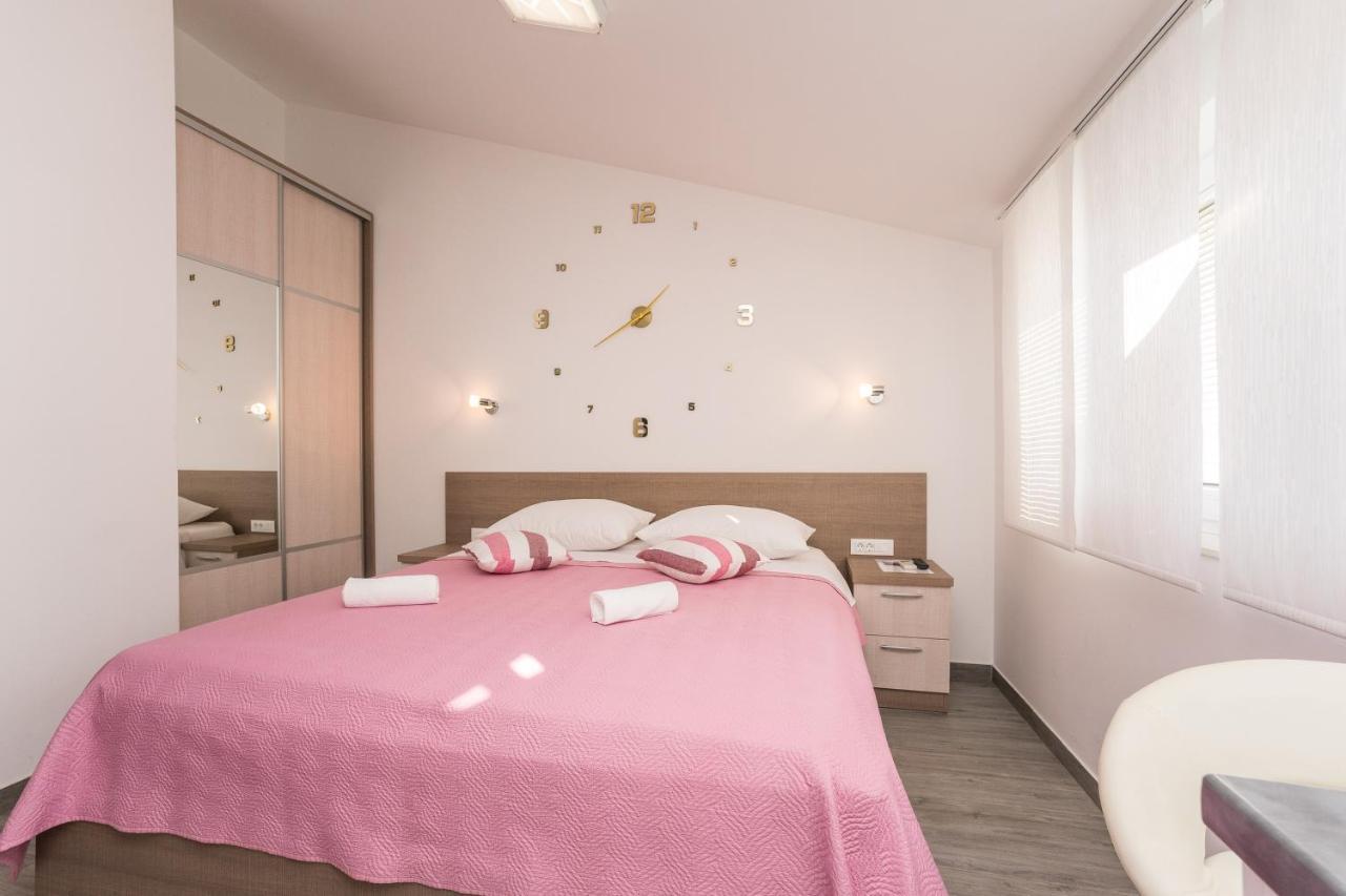 Apartments Maza ザダル エクステリア 写真