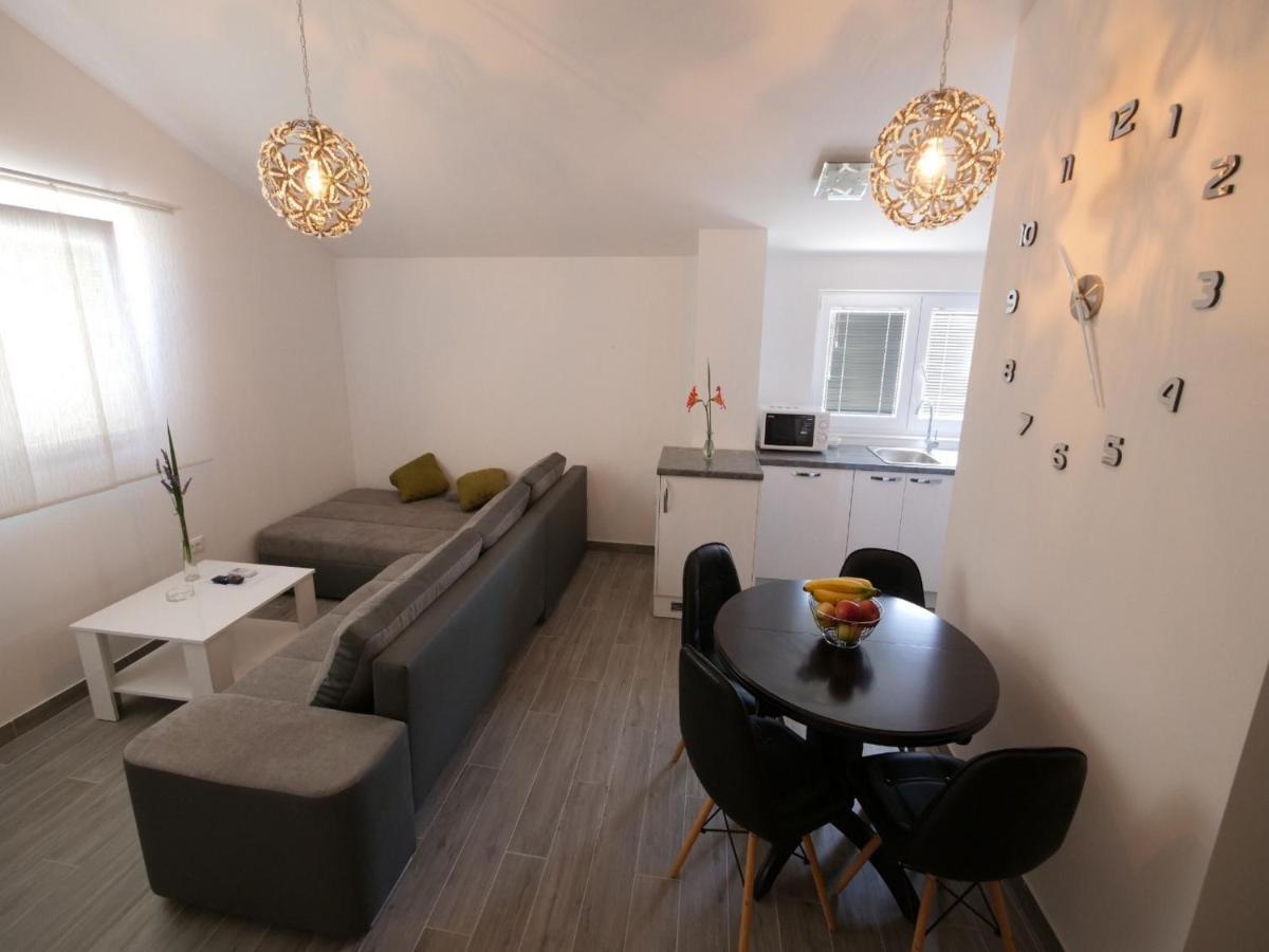 Apartments Maza ザダル エクステリア 写真