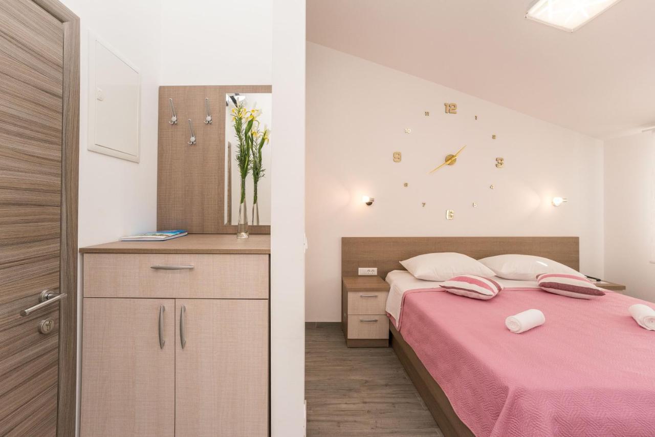 Apartments Maza ザダル エクステリア 写真