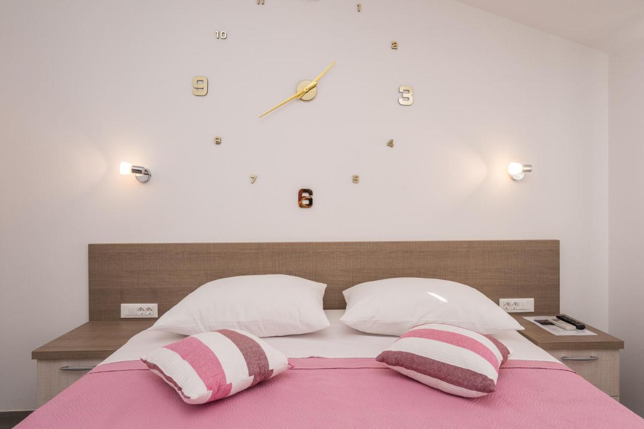 Apartments Maza ザダル エクステリア 写真