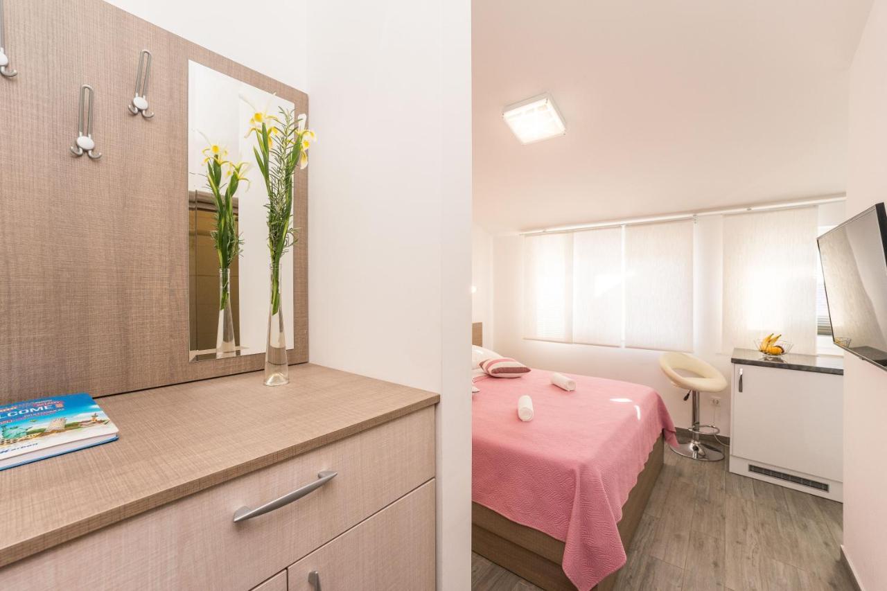 Apartments Maza ザダル エクステリア 写真