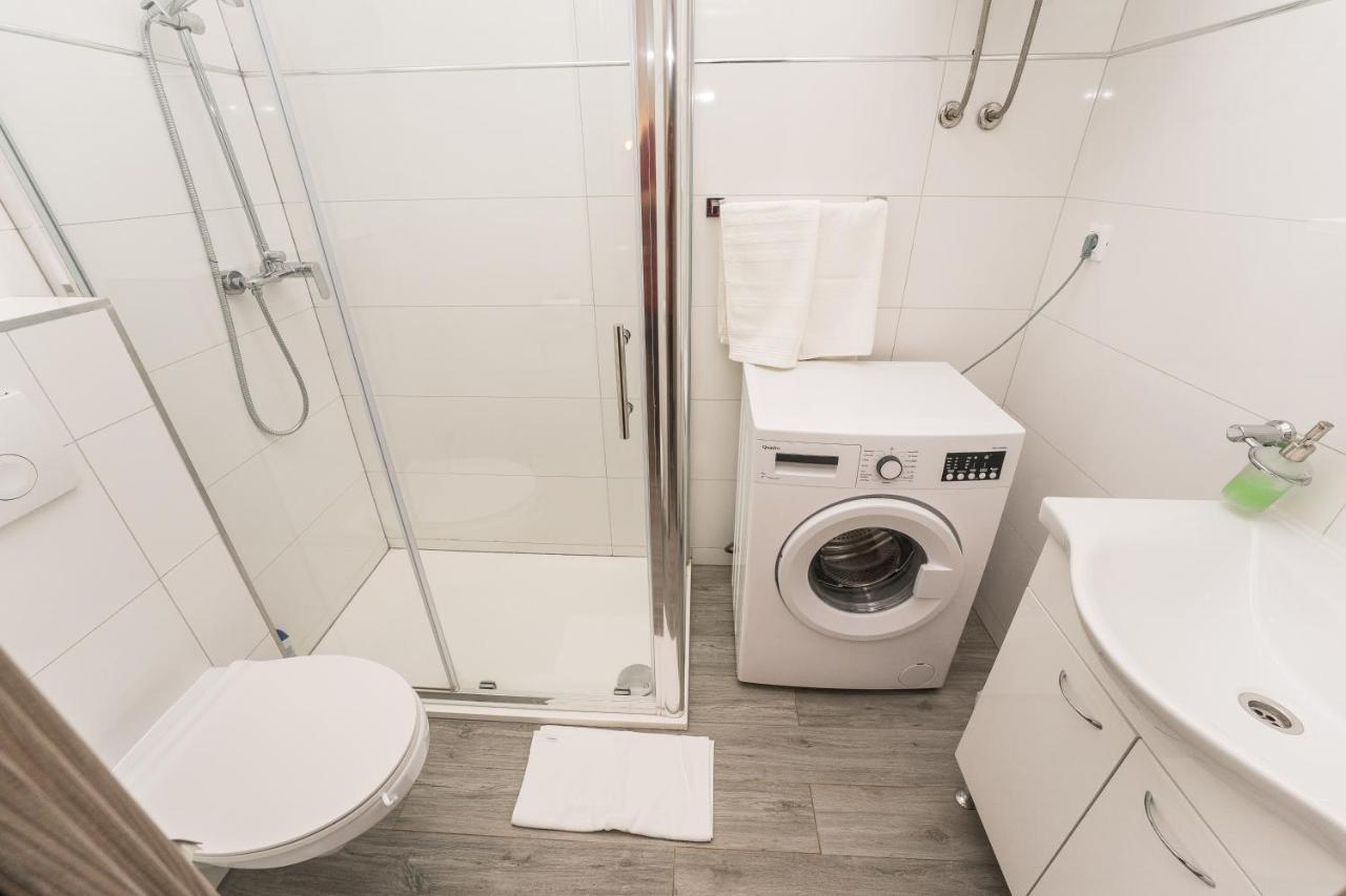 Apartments Maza ザダル エクステリア 写真